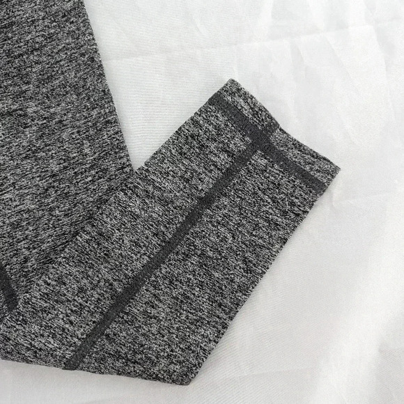 Victoria Sport Knockout Tight Womens Size XS Heathered Gray - Picture 2 of 16